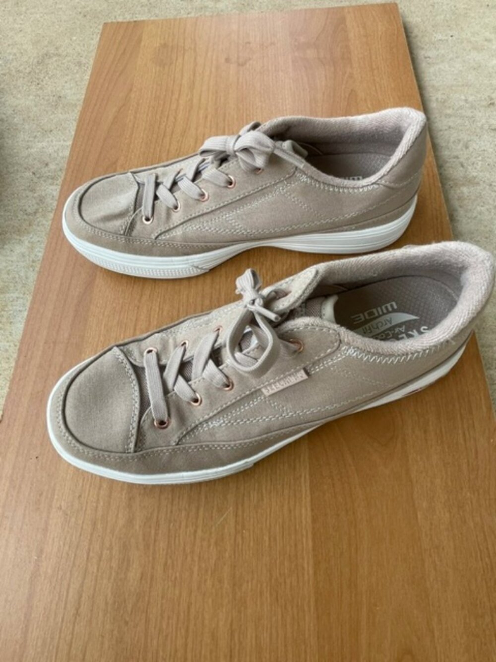 Skechers Women’s Arch Fit Arcade MEET YA THERE SNEAKER 177190W, Brown, Size 9W - Picture 4 of 9